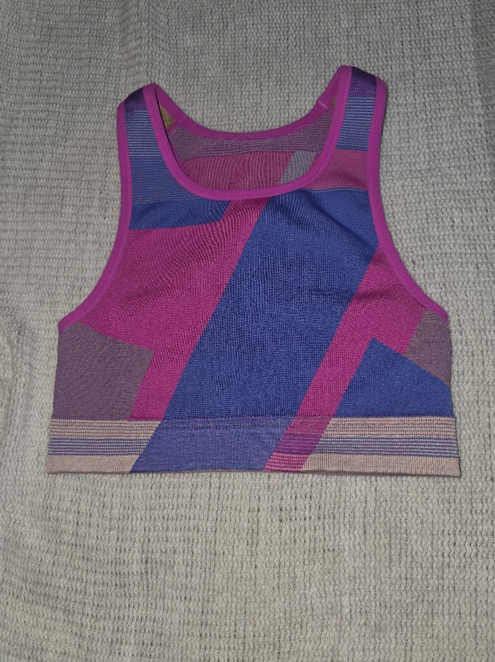 Nike Colorblock Sports Bra in Fuchsia and Royal Blue-Medium